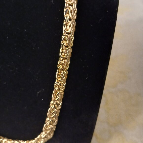 Technibond 16" Graduated Byzantine Link Necklace - Picture 12 of 13